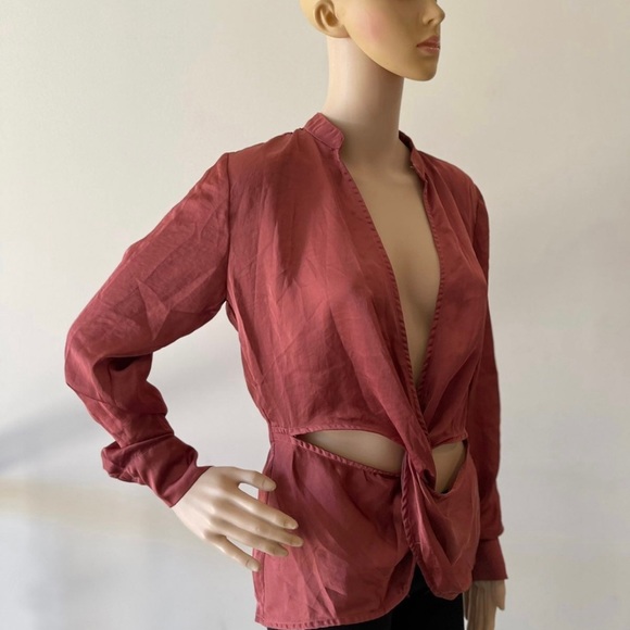 Cutout Asymmetrical Long Sleeve Blouse Size S - Picture 4 of 12